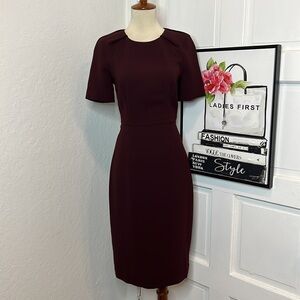 Iris & Ink Burgundy Short Sleeve Midi Dress Size 2US